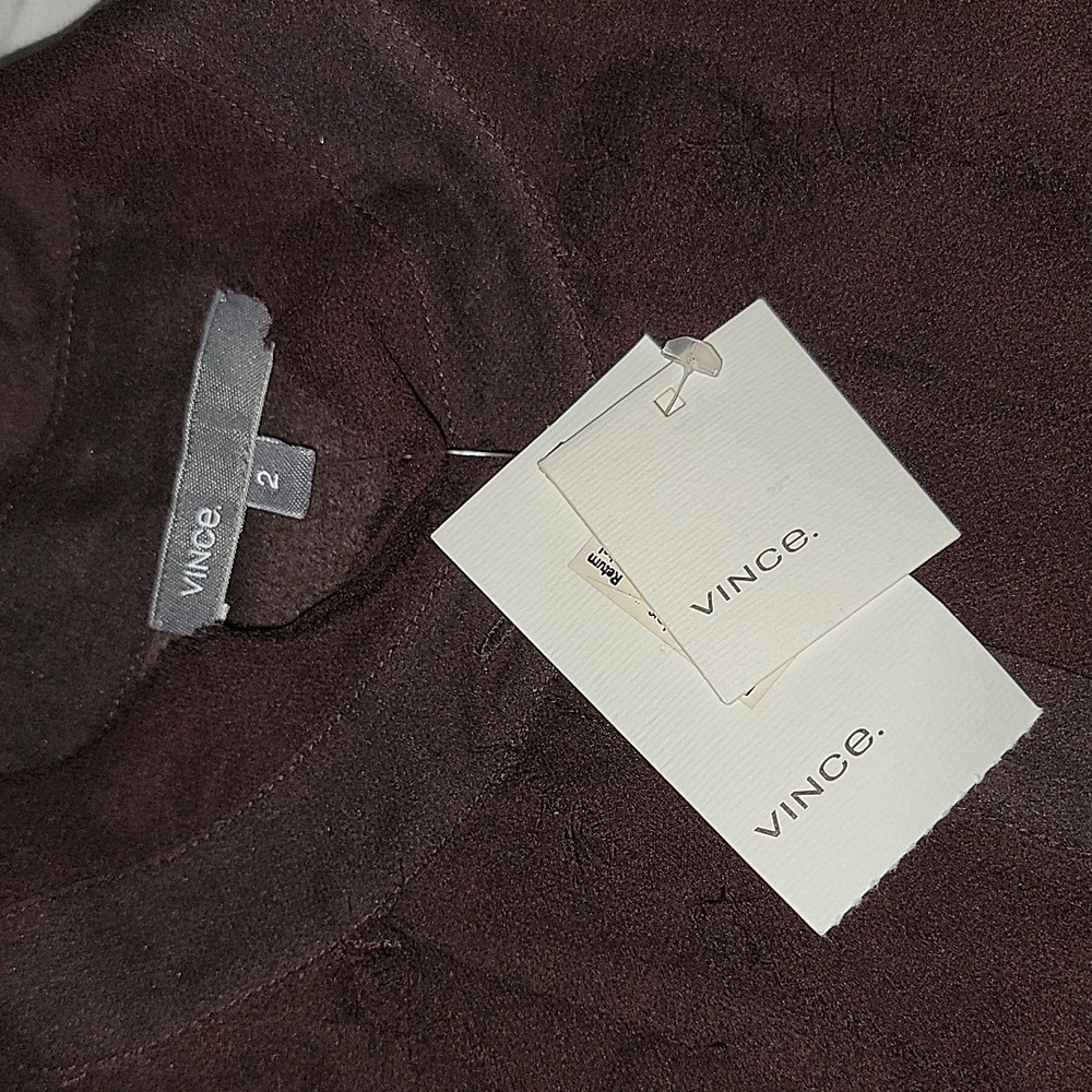 Vince Sheer Sleeveles Top - Picture 7 of 8